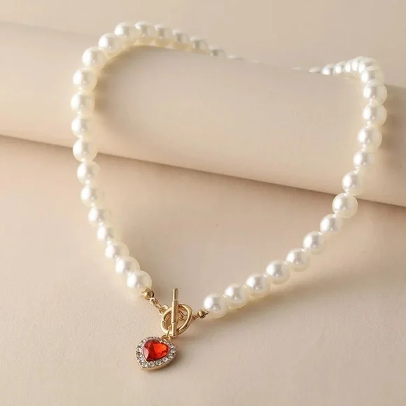 💖5 items for $25 Sale!💖 Elegant Red Heart Shape Pearl Necklace - Picture 4 of 5